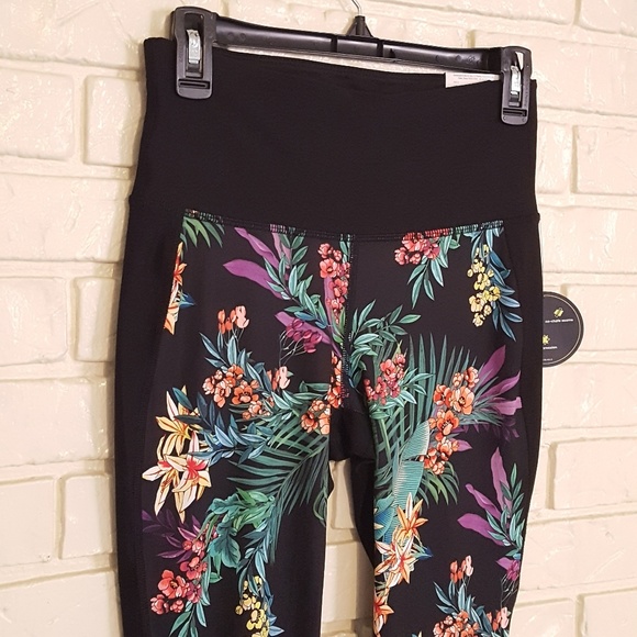 Xersion Capri size Small - Picture 2 of 5